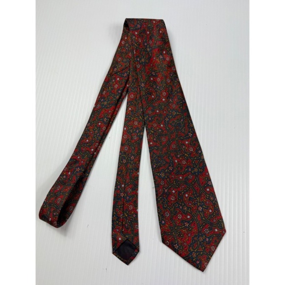 Metropolitan Museum of Art Paisley Necktie Silk Blend Men's Tie